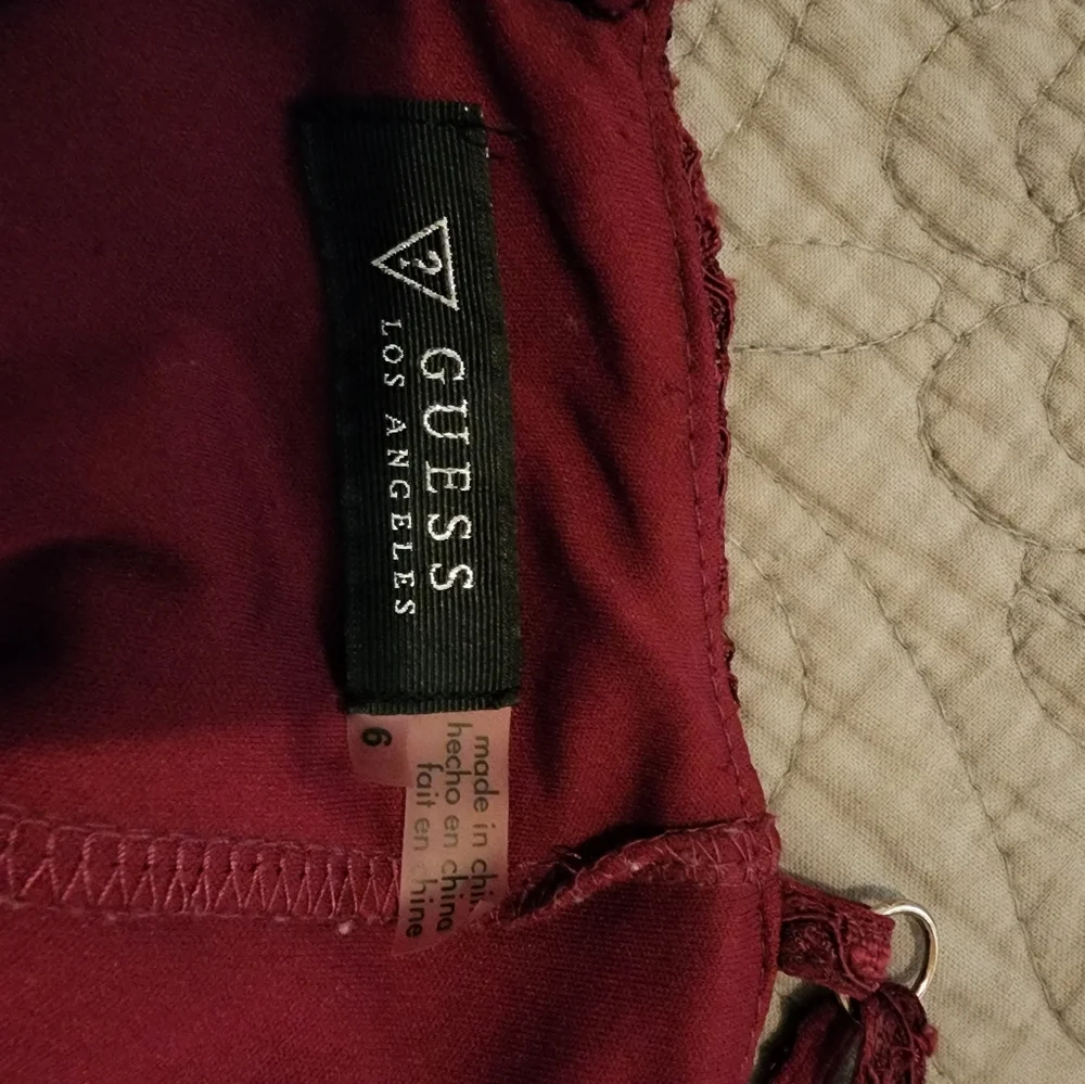 GUESS Burgundy Midi Open Shoulder Lace Dress - Picture 7 of 8